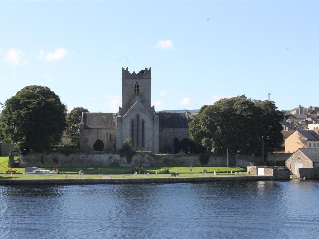 Blossom Hill Bed And Breakfast Killaloe Bagian luar foto